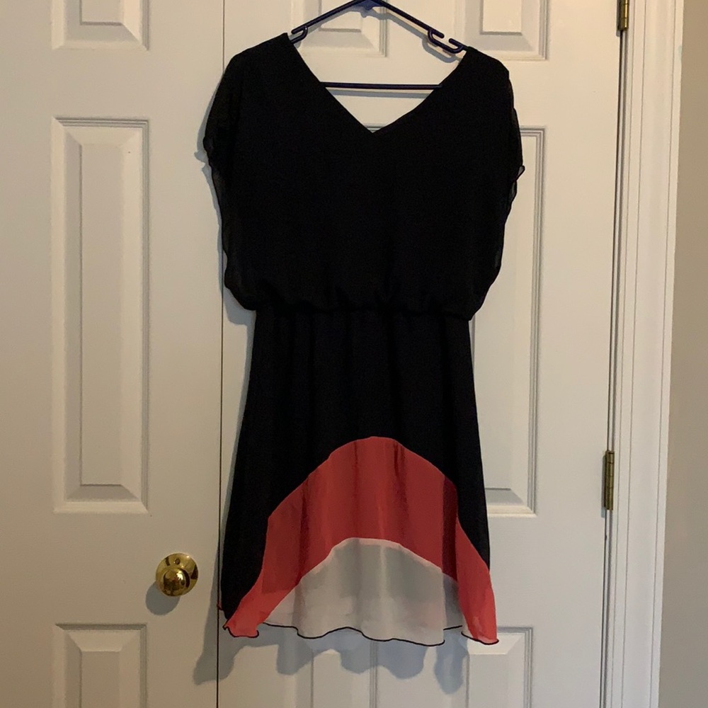 Super cute navy and salmon dress